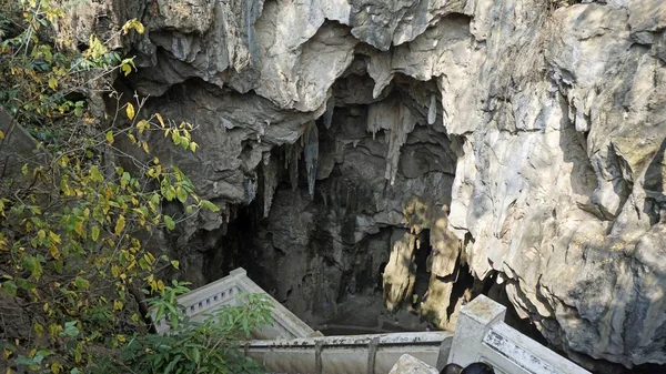 Grotte de khao luang en Thaïlande phetchaburi — Photo