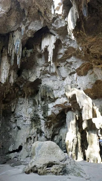 Grotte de khao luang en Thaïlande phetchaburi — Photo