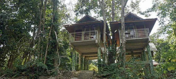 Tayland sok Nehri'nde rafting turu