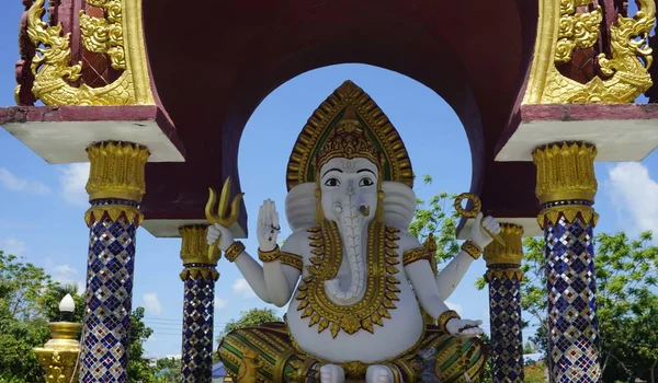 Plai laem templo complejo en koh samui — Foto de Stock