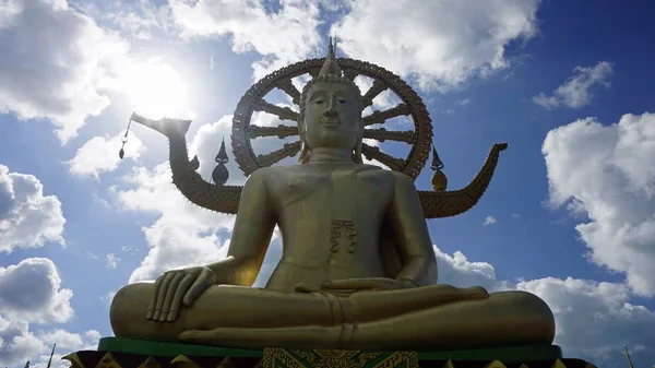 Grande estátua de buddha em koh samui — Fotografia de Stock