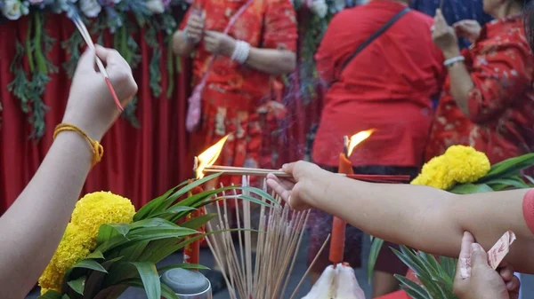 Hua hin, tailandia, circa febrero 2019 - la gente local celebra el año nuevo chino —  Fotos de Stock