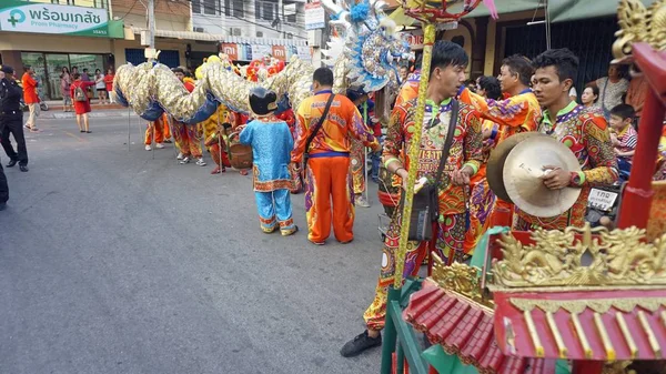 Hua hin, Thailandia, circa febbraio 2019 - la gente del posto festeggia il nuovo anno cinese — Foto Stock