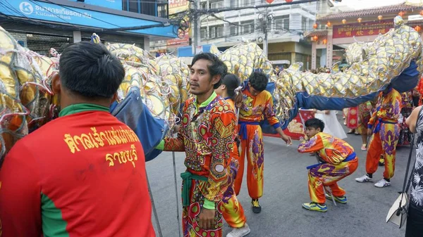 Hua hin, Thailandia, circa febbraio 2019 - la gente del posto festeggia il nuovo anno cinese — Foto Stock