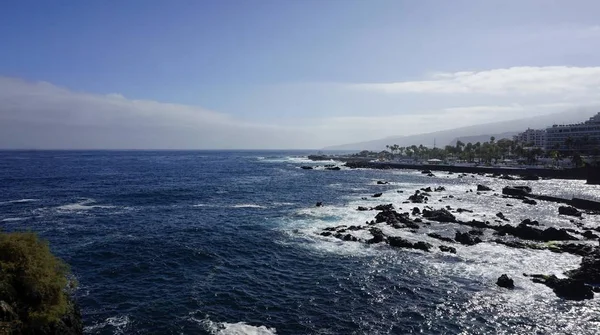 Costa atlântica selvagem de puerto de la cruz — Fotografia de Stock