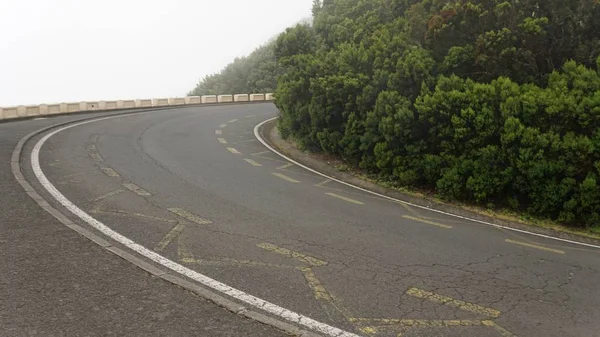 Estradas serpentinas curvilíneas no vulcão teide — Fotografia de Stock