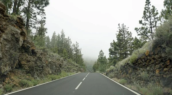 Estradas serpentinas curvilíneas no vulcão teide — Fotografia de Stock