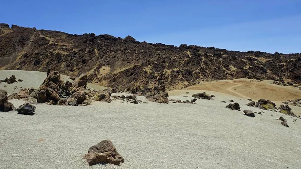 Ruige vulkanische tuben op de vulkaan de Teide — Stockfoto