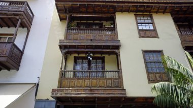 puerto de la cruz geleneksel binalar