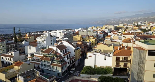 Roundview sobre puerto de la cruz — Foto de Stock