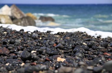 taş plajdan güzel yakın