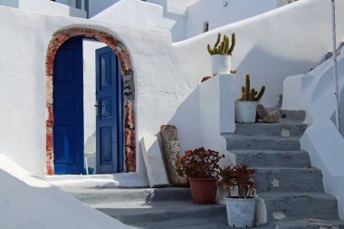 santorini adasında yunan köyü