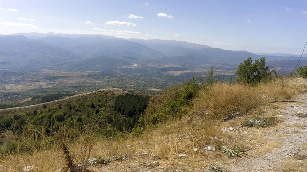 Vista panorámica de Skopje desde una montaña —  Fotos de Stock