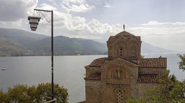 Iglesia Sv Jovan Kaneo en el lago Ohrid — Foto de Stock