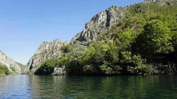 Färgglada matka canyon i norra makedonien — Stockfoto