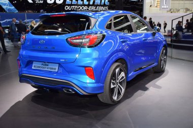 Frankfurt, Almanya, Eylül 09-2019: Ford Puma Ecoboost Hybrid Iaa 2019