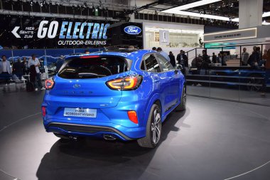 Frankfurt, Almanya, Eylül 09-2019: Ford Puma Ecoboost Hybrid Iaa 2019