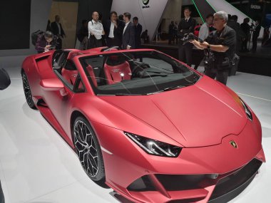 Frankfurt, Almanya, Eylül 09-2019: Lamborghini Huracan Evo Spyder 2019