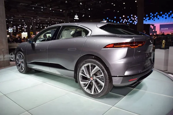 Frankfurt, Germany, September 11-2019: Jaguar I-Pace EV400 AWD IAA 2019 — Stock Photo, Image