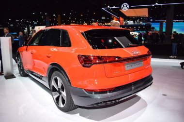 Frankfurt, Almanya, 10 Eylül 2019: Audi e-tron 55 quattro Iaa 2019