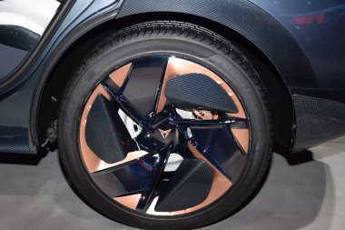 Frankfurt, Almanya, 10 Eylül 2019: Cupra Tavascan kavramı Iaa 2019