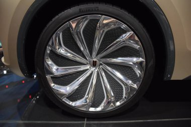 Frankfurt, Almanya, 12 Eylül 2019: Hongqi E115 SUv kavramı Iaa 2019