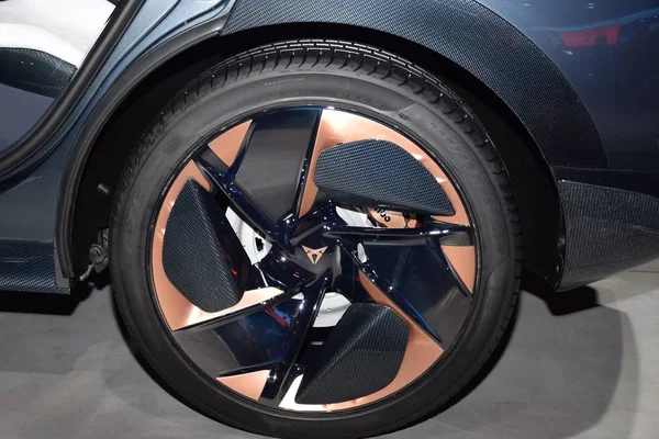 Frankfurt, Almanya, 10 Eylül 2019: Cupra Tavascan kavramı Iaa 2019