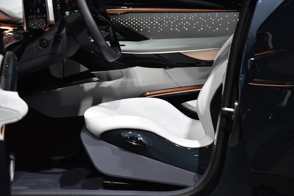 Frankfurt nad Menem, Niemcy, 10-2019: Cupra Tavascan Concept Iaa 2019 — Zdjęcie stockowe