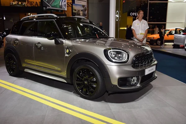 Frankfurt, Alemanha, 11-2019 de setembro: Mini Cooper Electric S Countryman IAA 2019 — Fotografia de Stock