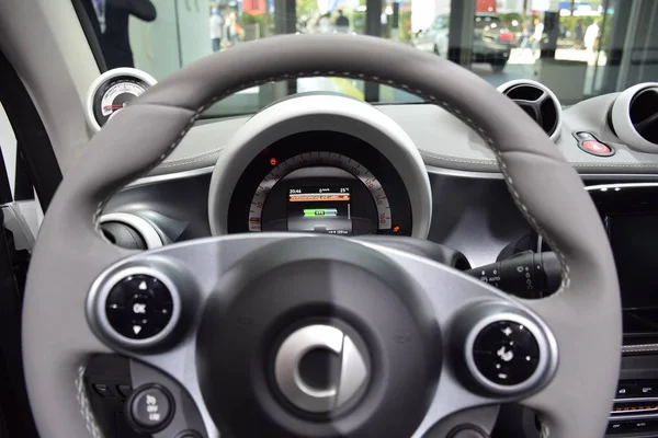 Francoforte, Germania, 10 settembre 2019: Smart EQ Fortwo Cabrio IAA 2019 — Foto Stock