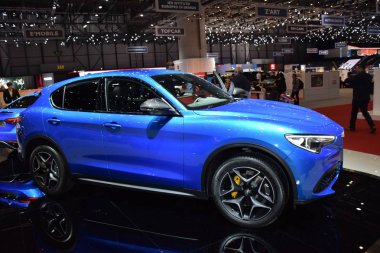 Cenevre, İsviçre - 04 Mart 2019: Alfa Romeo Giulietta - Cenevre Uluslararası Otomobil Fuarı 2019