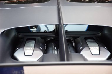 Cenevre, İsviçre - 04 Mart 2019: Bugatti Chiron Sport - Cenevre Uluslararası Otomobil Fuarı 2019