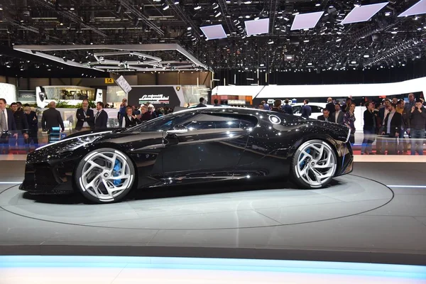 Genebra, Suíça - 05 de março de 2019: Bugatti La Voiture Noire - Salão Internacional do Automóvel de Genebra 2019 — Fotografia de Stock