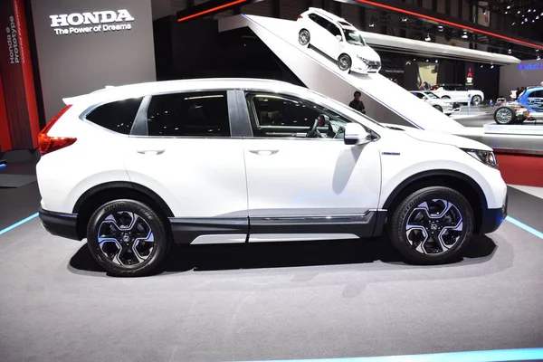 Ginebra, Suiza - 05 de marzo de 2019: Honda CR-V Hybrid - Salón Internacional del Automóvil de Ginebra 2019 — Foto de Stock