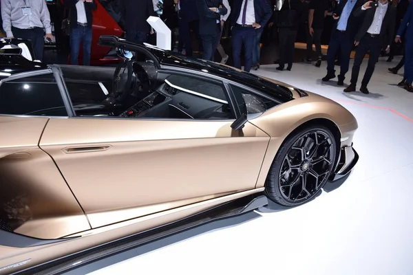 Ginevra, Svizzera - 04 marzo 2019: Lamborghini Aventador SVJ Roadster - Salone Internazionale dell'Automobile di Ginevra 2019 — Foto Stock