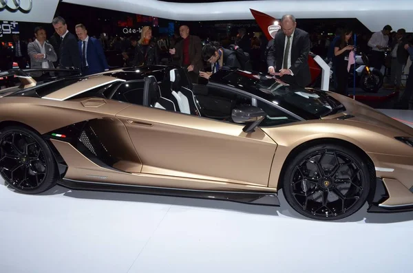 Genf, Schweiz - 04. März 2019: Lamborghini aventador svj roadster - Genfer Autosalon 2019 — Stockfoto