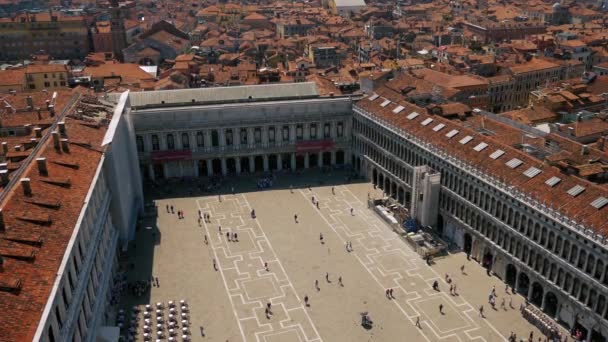 Η πλατεία του Αγίου Μάρκου της Βενετίας από πάνω — Αρχείο Βίντεο