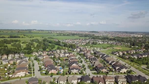 Vista aérea da área residencial da cidade 4k — Vídeo de Stock