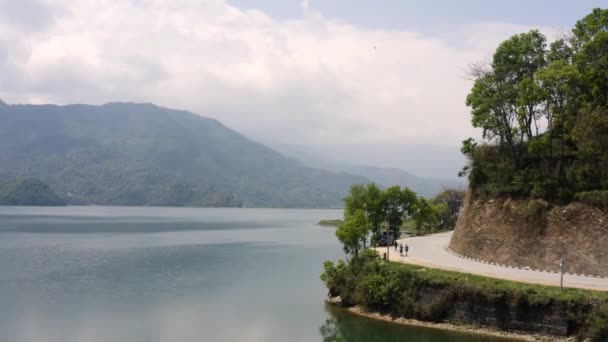 Nepal, Pokhara. Phewa-See. 4k-Luftaufnahmen — Stockvideo