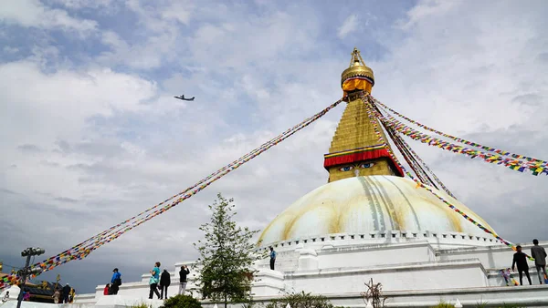 Nepal, Katmandu. Dua bayrakları ile Boudhanath stupa