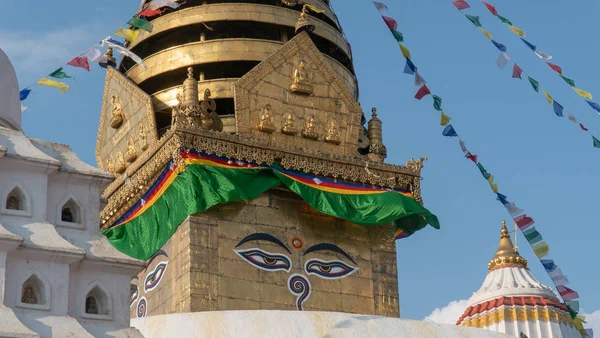 Nepal, Katmandu. Swayam bhunath tapınağı