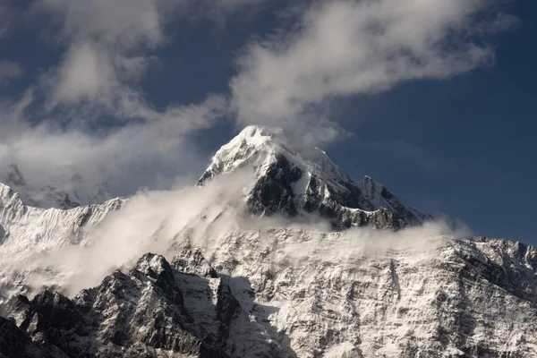 Nepal, Annapurna. Mardi Himal trek.
