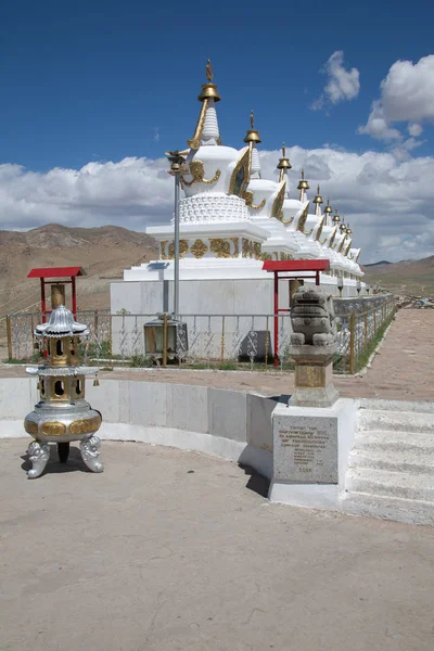 Moğolistan'daki Shankh Manastırı tapınağı