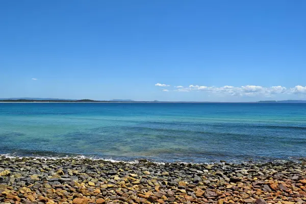 Egy csodálatos tengerpart Noosa Nemzeti Park — Stock Fotó