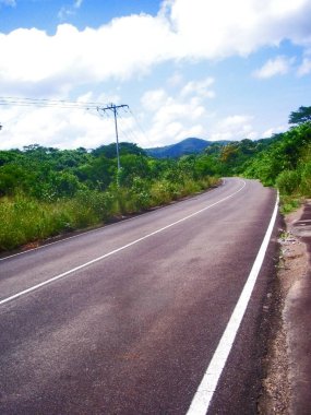 Kırsal yolda eğri