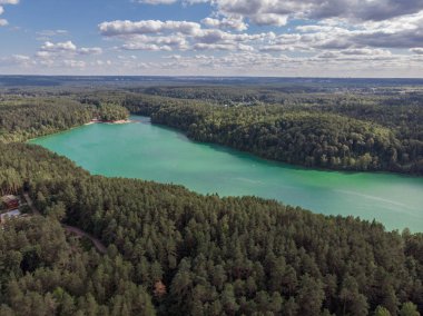 Göl Manzaralı üst