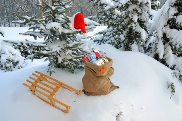 Regalos Navidad Trineo Nieve —  Fotos de Stock