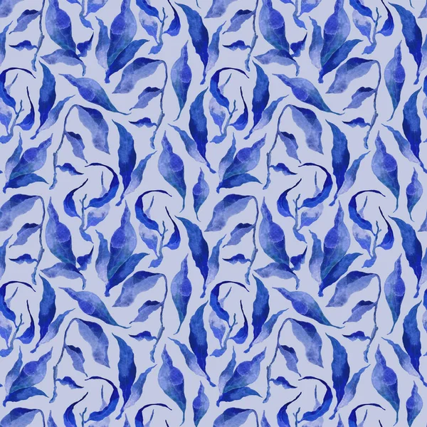 El boyası suluboya mürekkep arkaplanda kusursuz çiçek desenleri bırakır. Mavi yapraklar, kumaş, duvar kağıtları, hediye paketleme kağıtları, yapıştırma kitabı için kusursuz suluboya yaprak deseni..