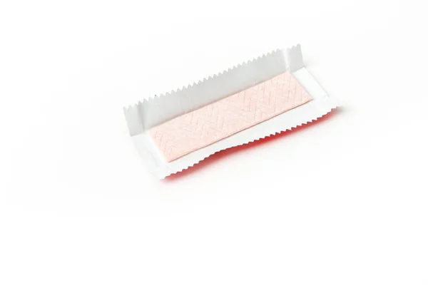 Pastiglia Gomma Masticare Confezione Foil Sfondo Bianco Gomma Masticare Rosa — Foto Stock