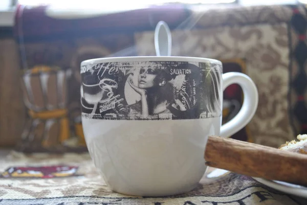 Tasse Kaffee Auf Holz Hintergrund Stockfoto